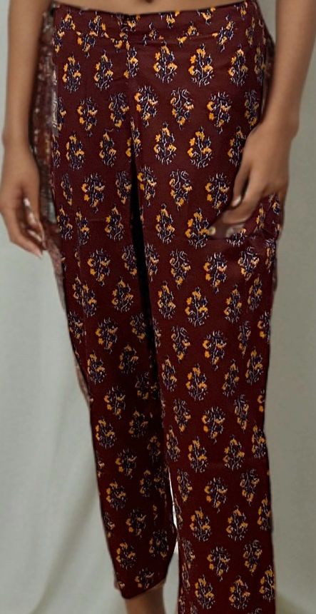 Women's Ethnic Printed Cotton Straight-Fit Pants – Maroon