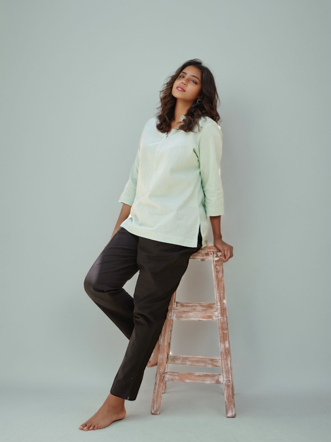 Women Black Khadi Pant