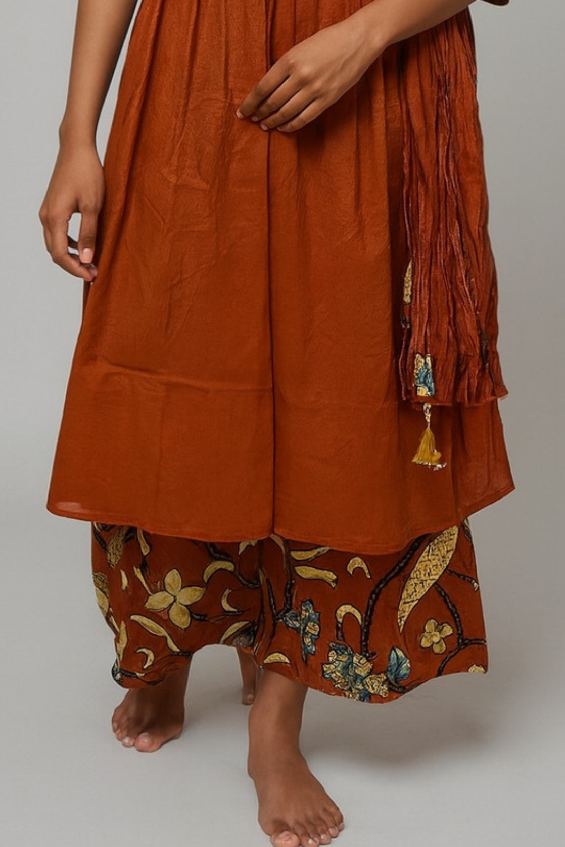 Rust Red Floral Fusion Cotton Kurta Set with Printed Detailing