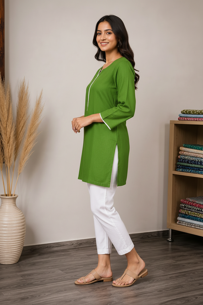 Women’s Green Linen Blend Short Kurti with Contrast White Piping, Notch Neck & Three-Quarter Sleeves