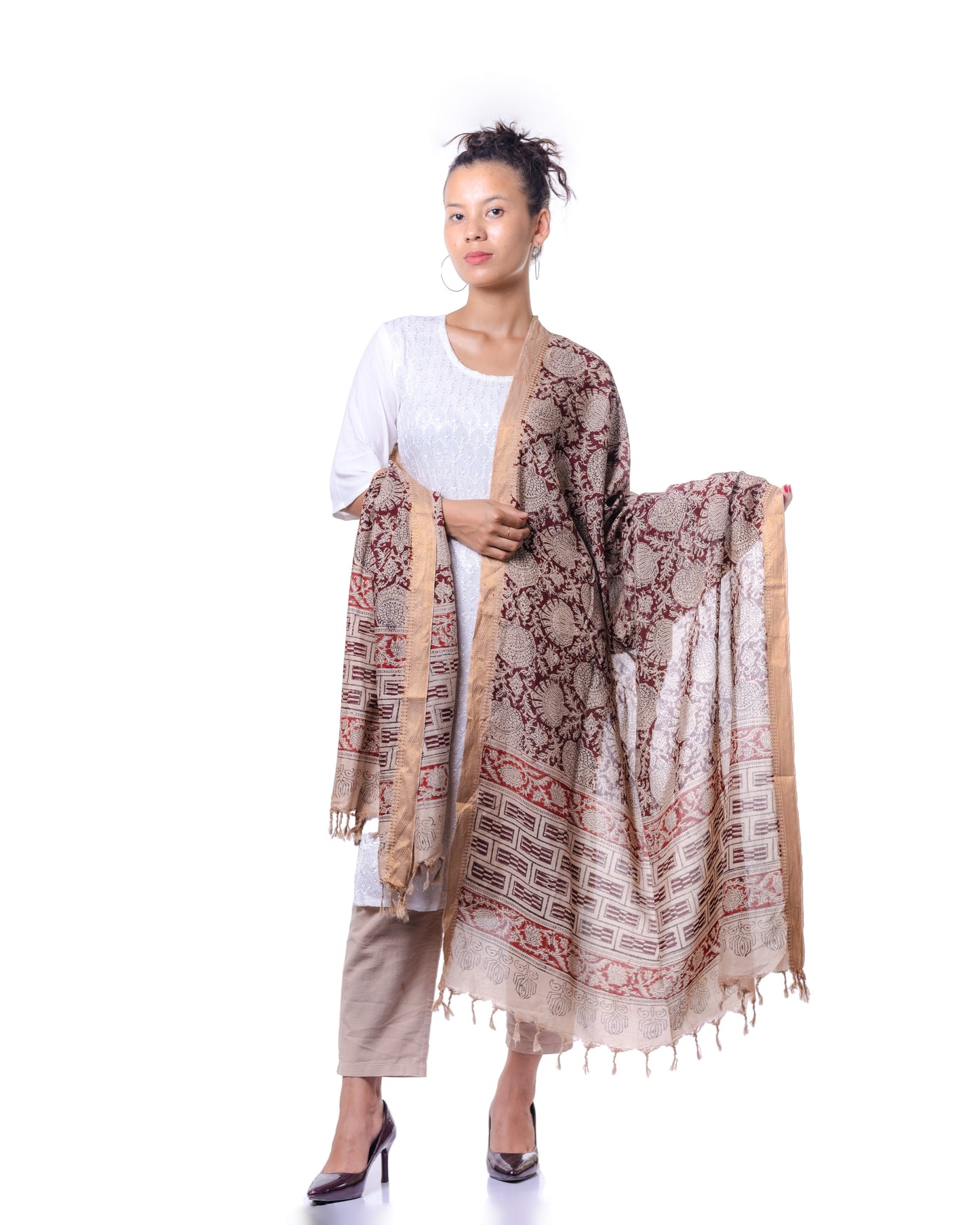 Elegant Handcrafted Kalamkari Dupatta