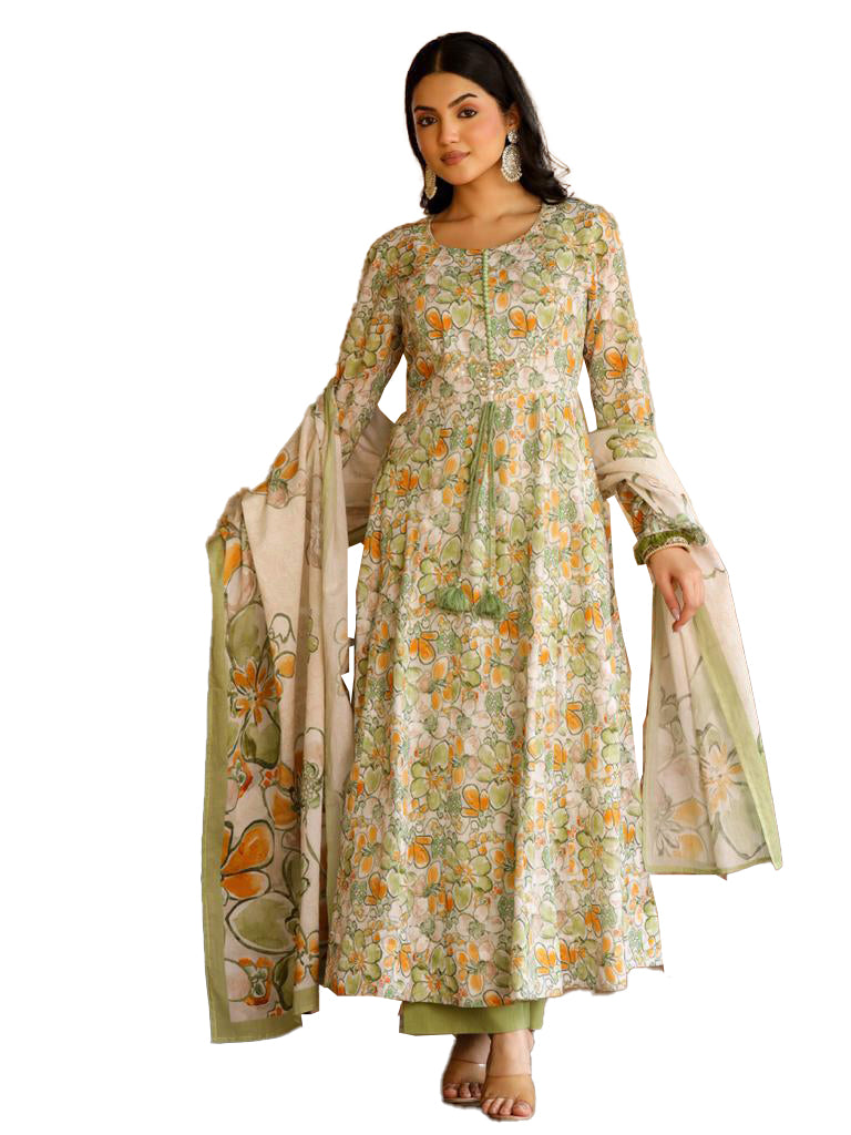 Vibrant Kurti Set Reflecting Heritage