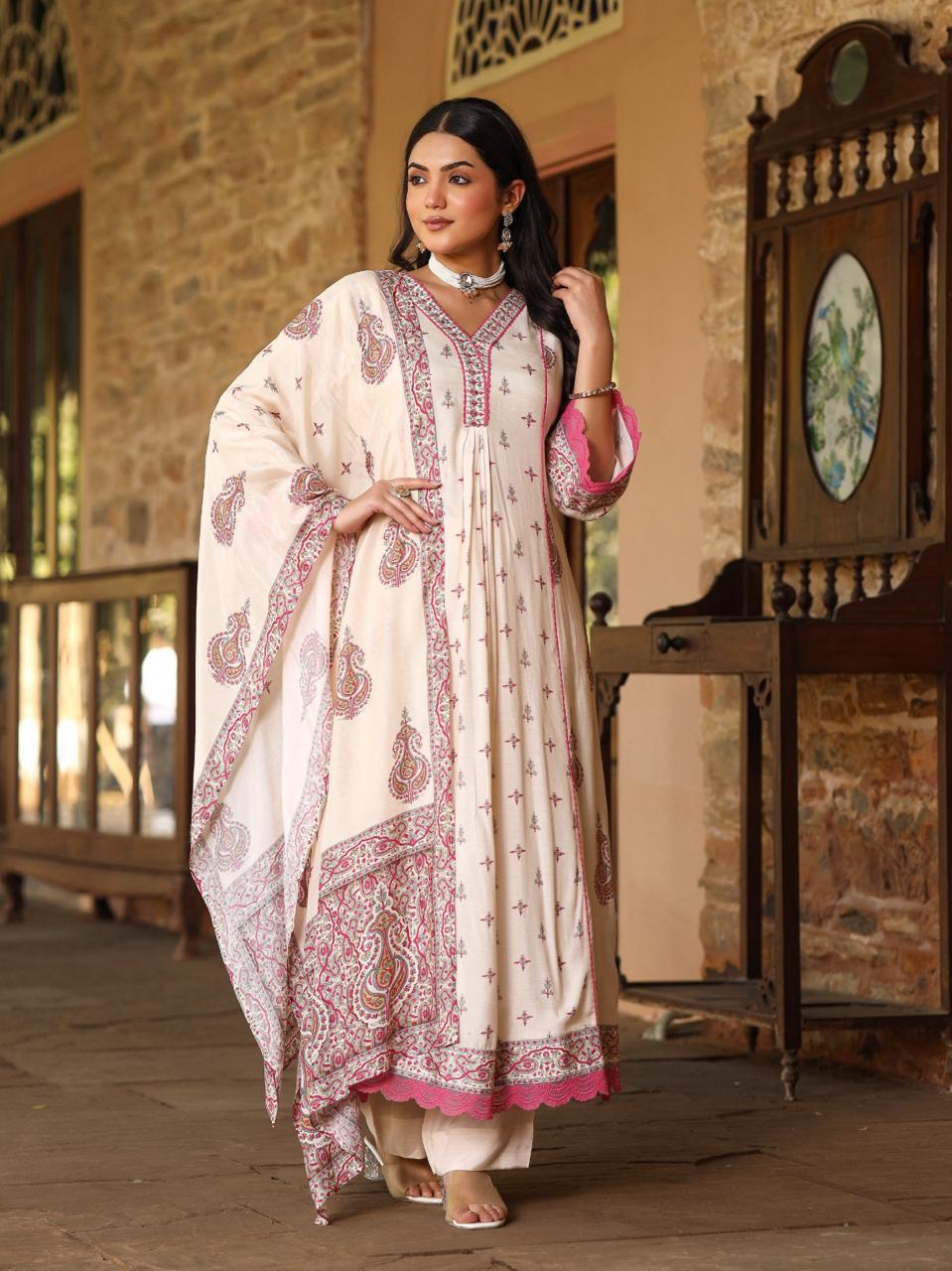 Off-White Kurti Set with Neck Embroidery and Dupatta