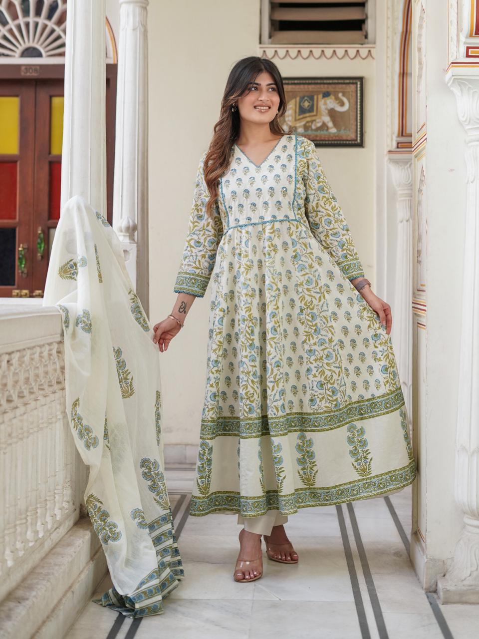 Kurti Set with Aqua Accents and FLOWER Charm