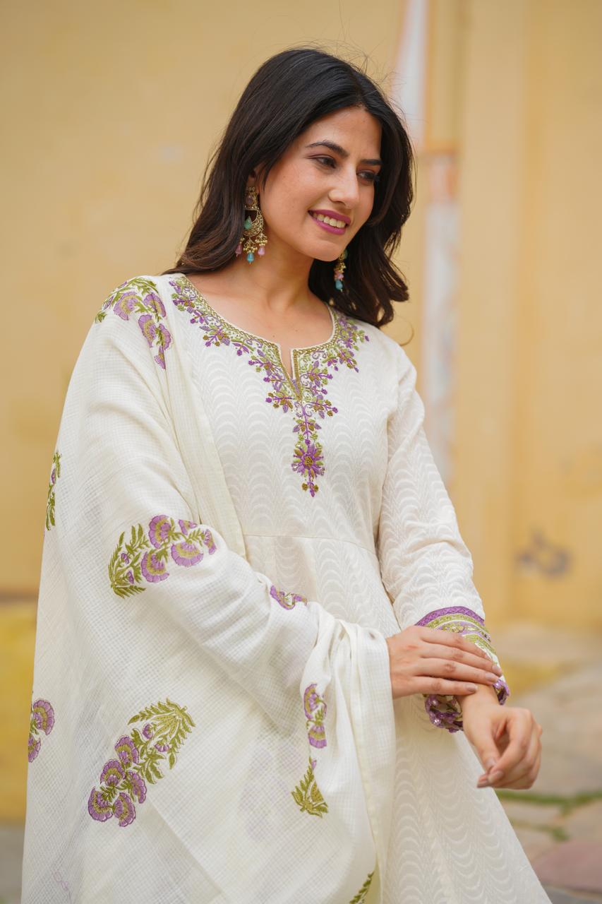 Lavender Embroidered Kurti Set with Dupatta