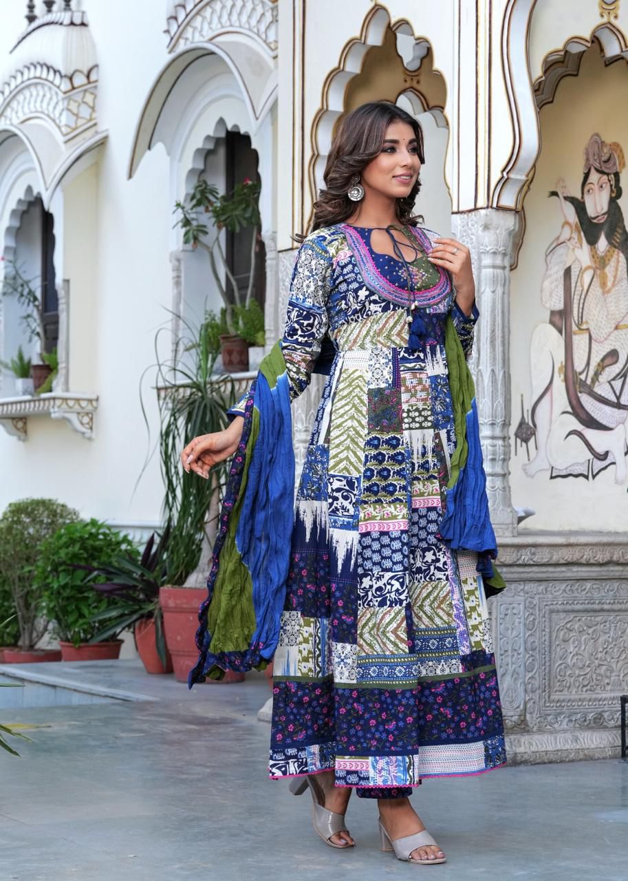 Patchwork Anarkali Suit with Dual-Tone Crushed Dupatta