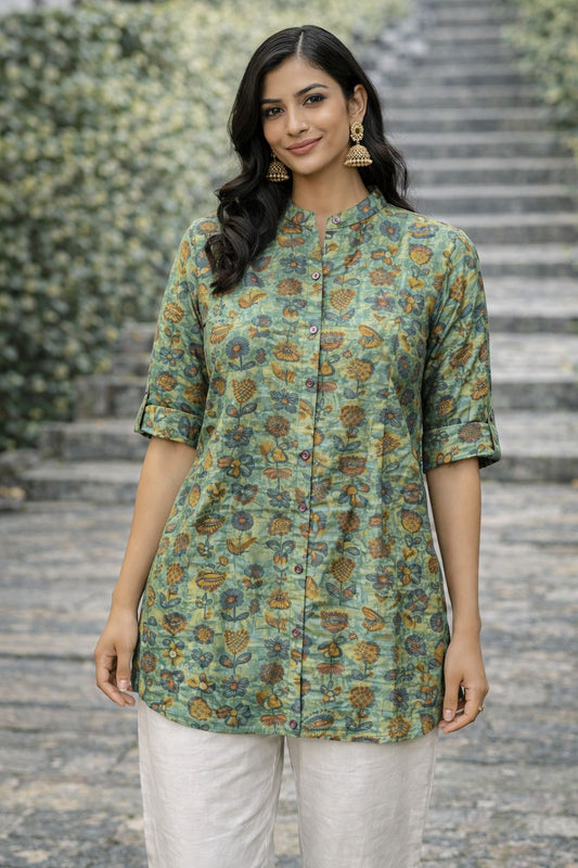 Natural Fab Women’s Short Rayon Kurti, Green Floral Printed Straight Fit Tunic, Made in India