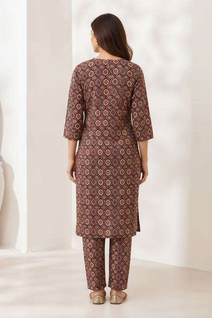 Women’s Ajrakh-Inspired Printed Kurta Pant Co-ord Set | Knee-Length Kurti with Pockets & Straight Pants | Ethnic Two-Piece Set