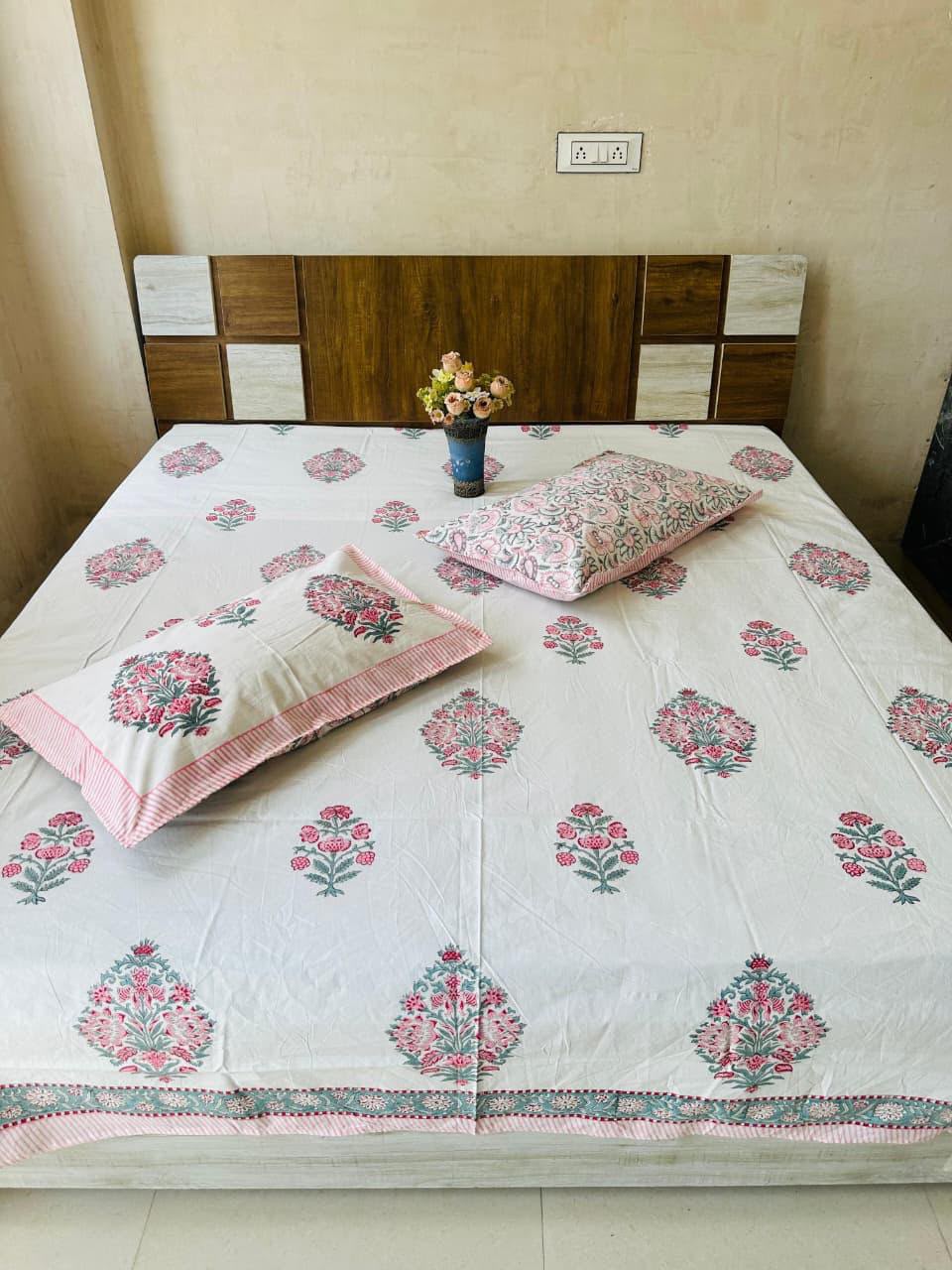 Natural Fab Hand Block Printed Bedsheet 108 x 108 – Design R